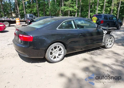 2012 Audi A5 2.0T Premium z USA, uszkodzony, nr VIN WAUCFAFR5CA000501